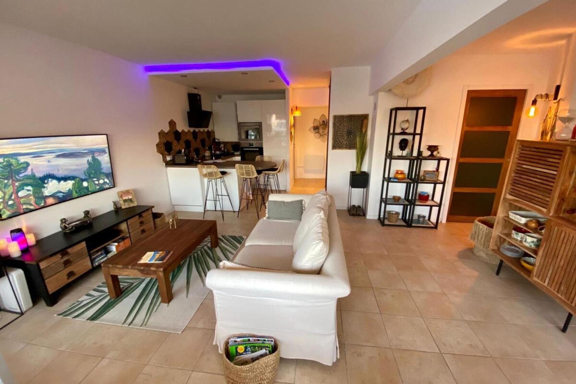 Apartment Le Port Camargue- 2 Bedrooms And Air-conditioned ! *